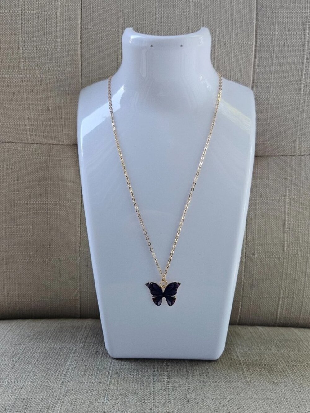 Purple Butterfly Pendant Necklace Fashion Jewelry Gold Tone Chain Necklace - Picture 5 of 11